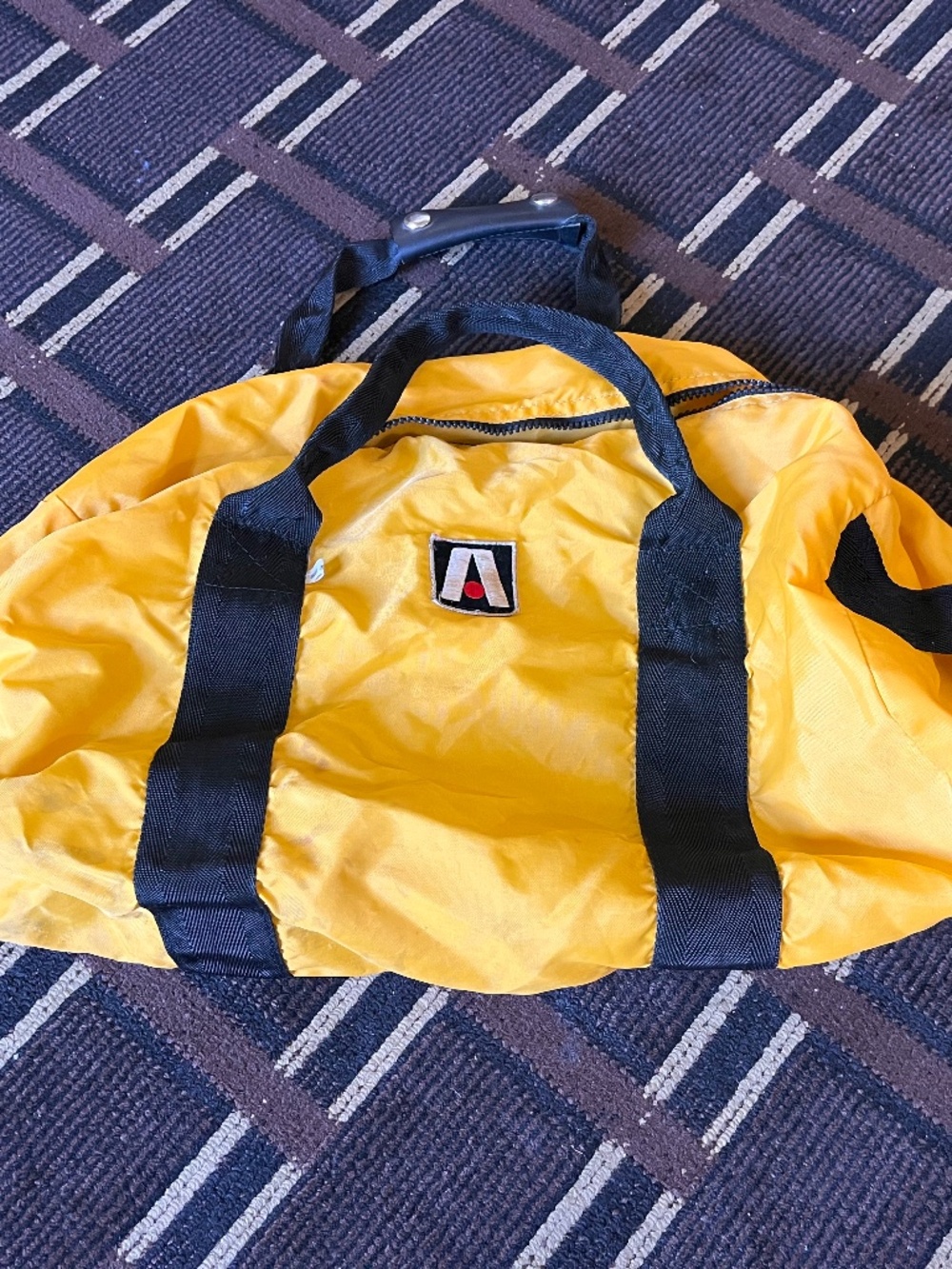 Vintage 80’s Academy Broadway Duffel Bag Gym Bag RARE Yellow Gold Color